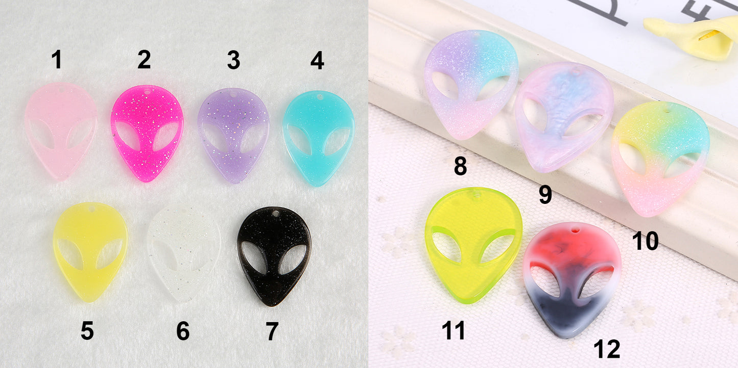 Cute alien resin grinder for stoner girls