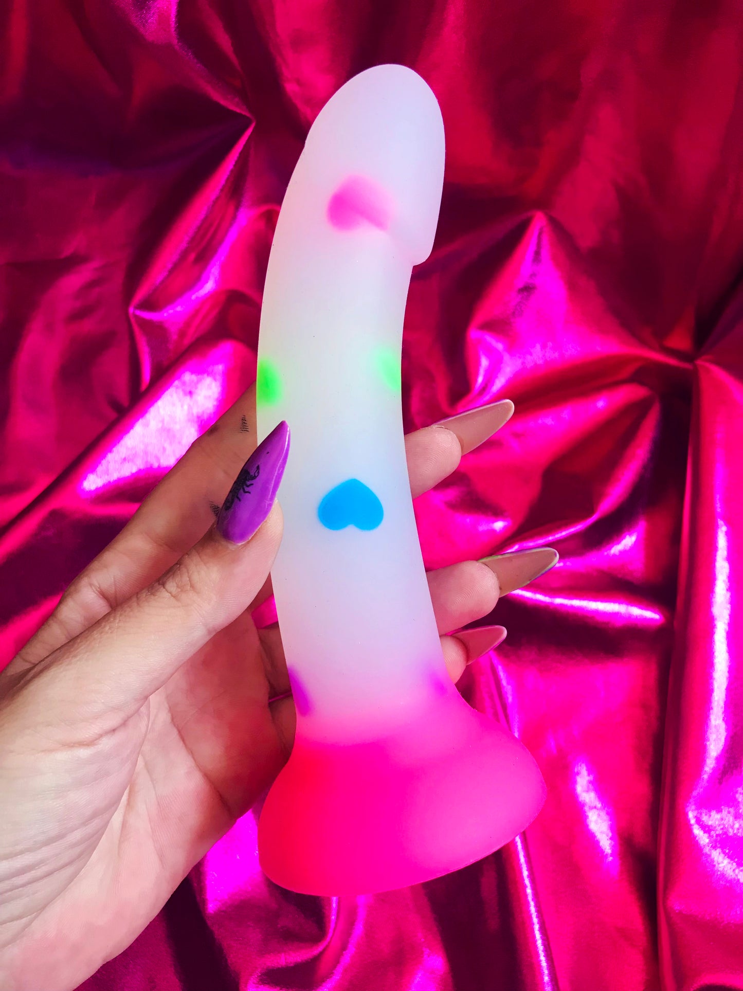 Small heart confetti dildo with suction cup