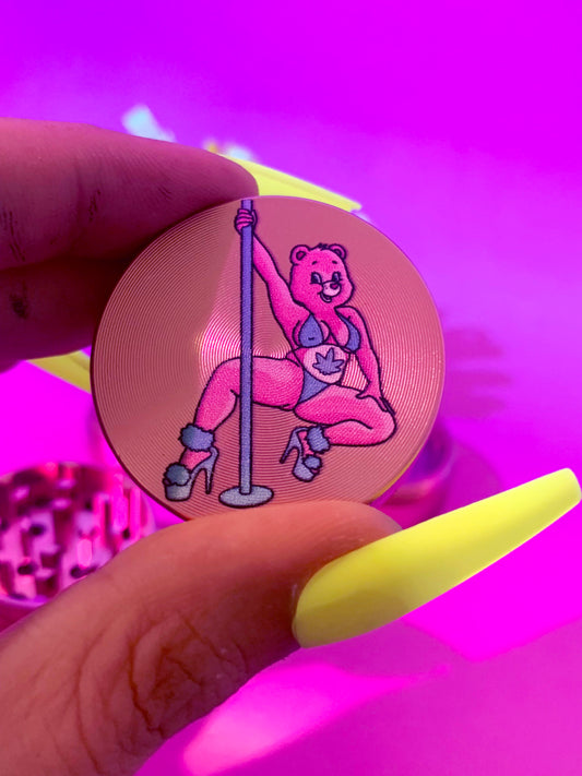 Cute stripper pink grinder with 4 layers for stoner girls 
