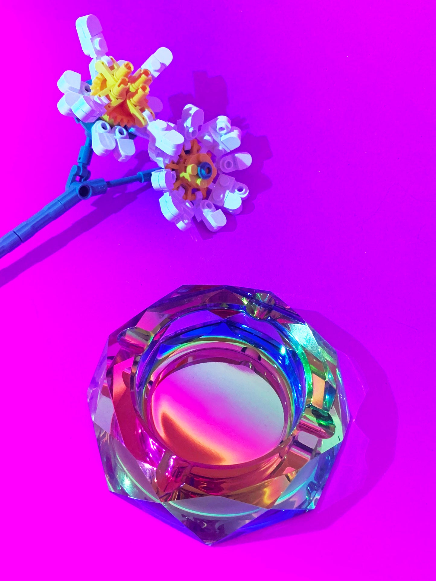 Holographic rainbow glass ashtray for stoner girls