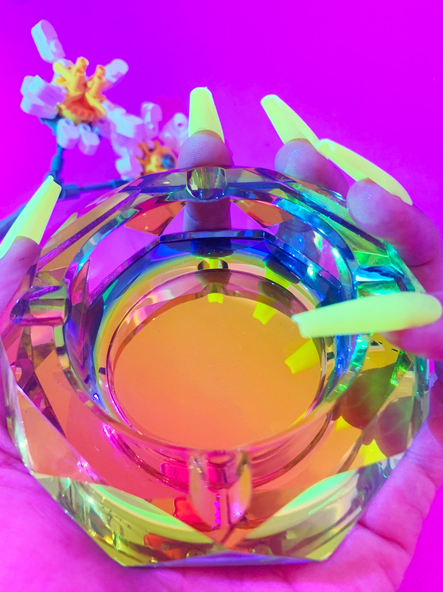Holographic rainbow glass ashtray for stoner girls