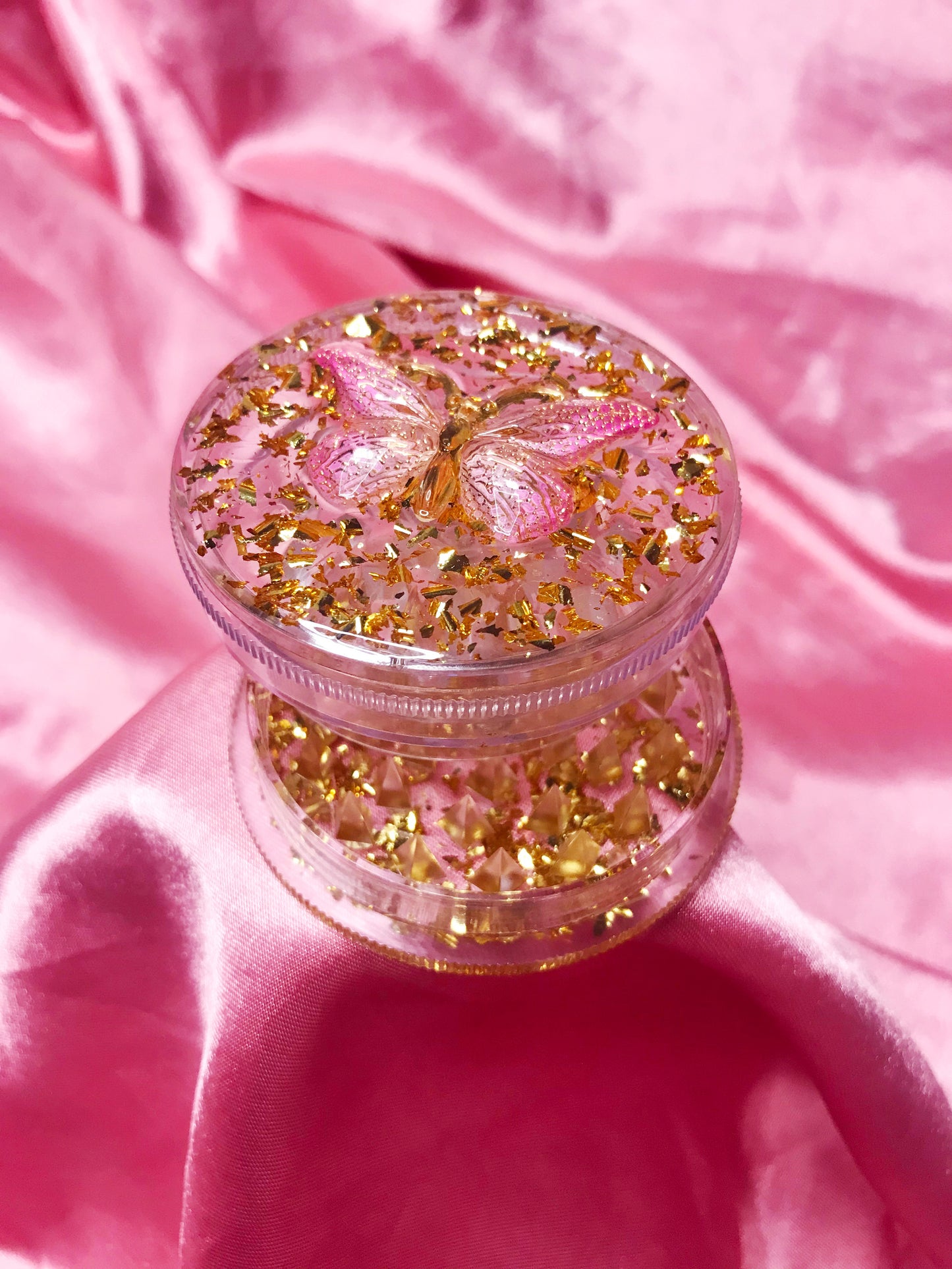 Cute custom butterfly resin grinder for stoner girls