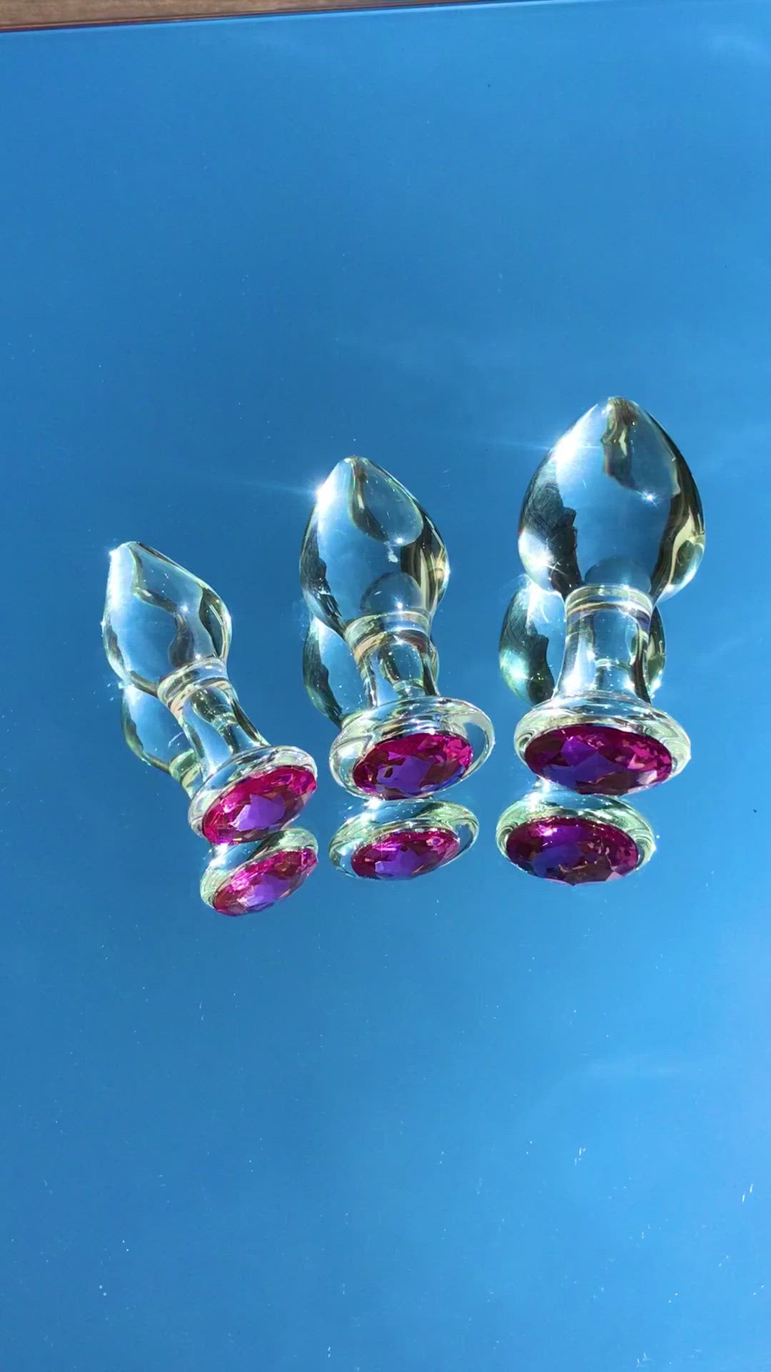anal plug flashing Luminous Glass Butt Plug – S-Supplies main image 0