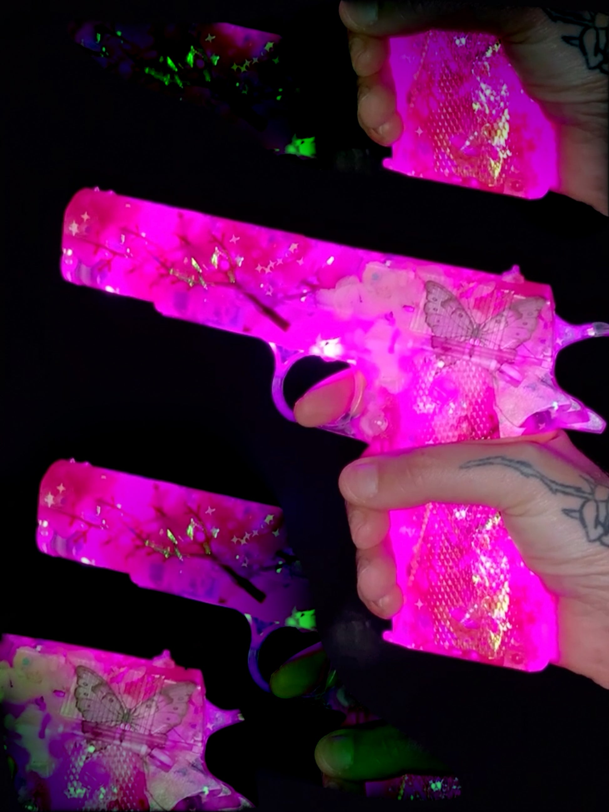 Custom pink resin gun lamp with flowers and glitter