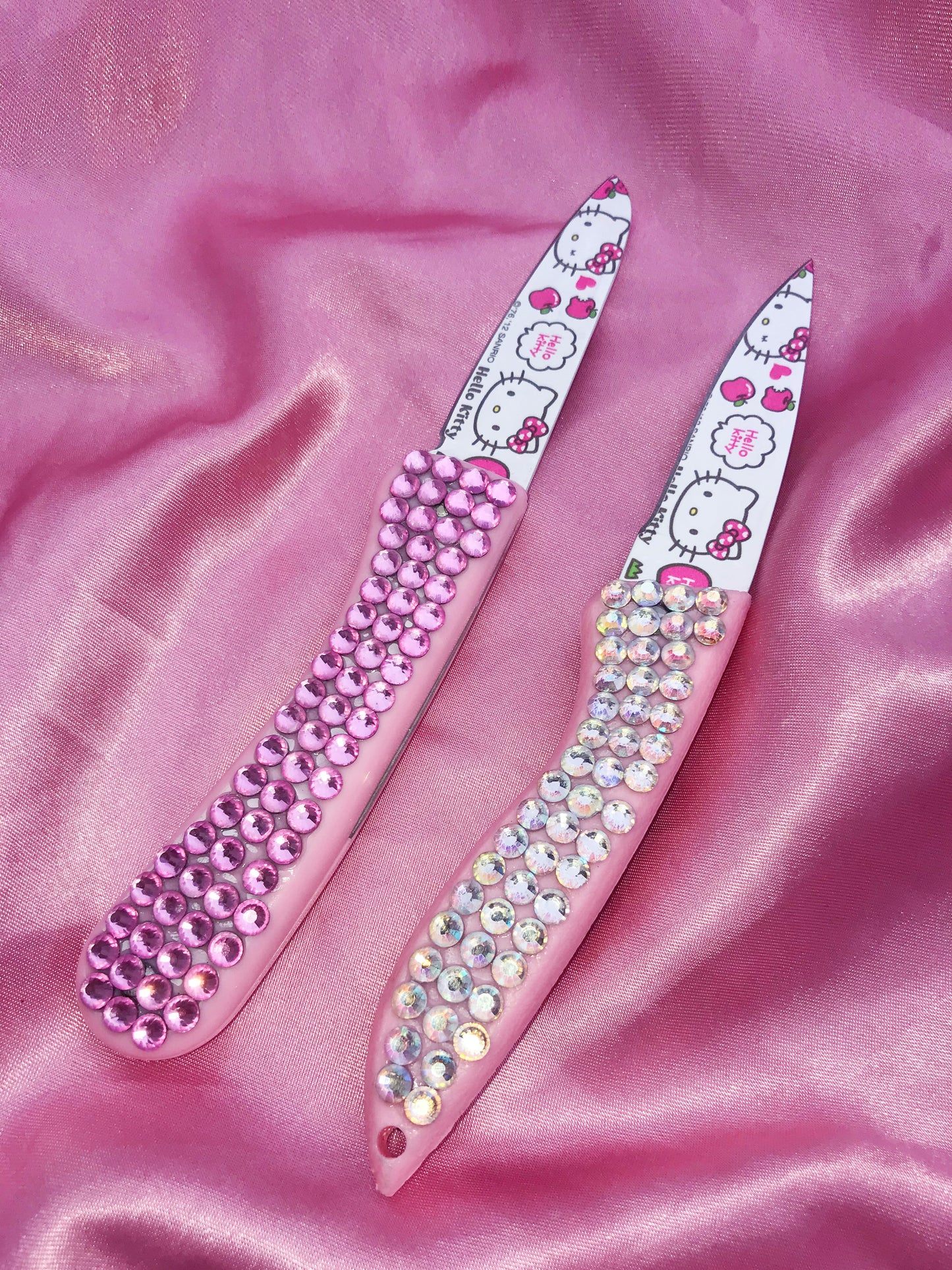 Hello Kitty pink Y2K knife made with shiny rhinestones