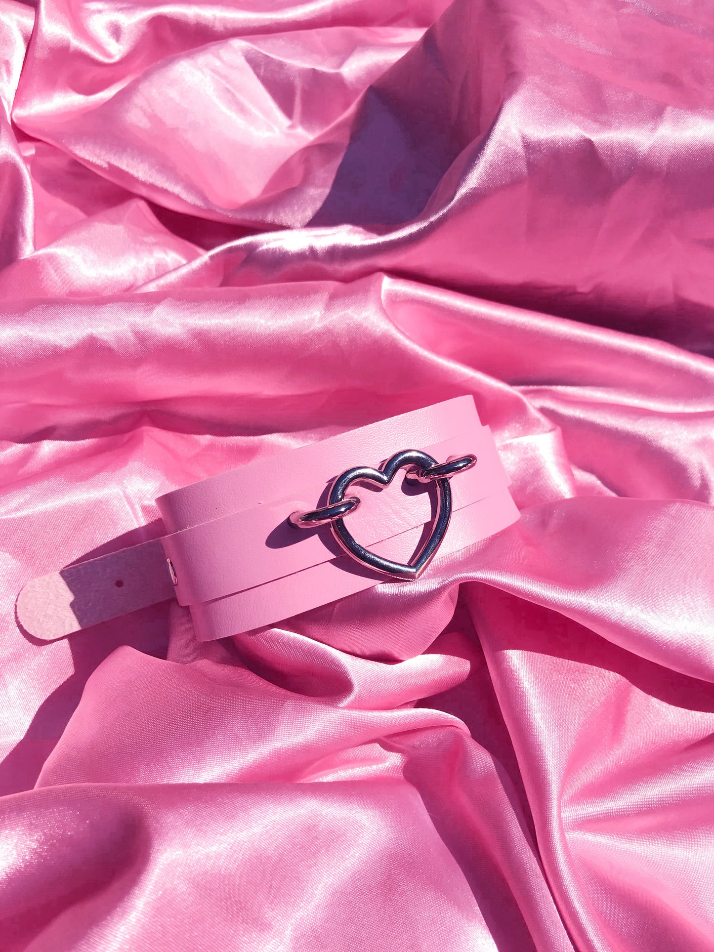 Pink BDSM collar with heart stainless steel ring