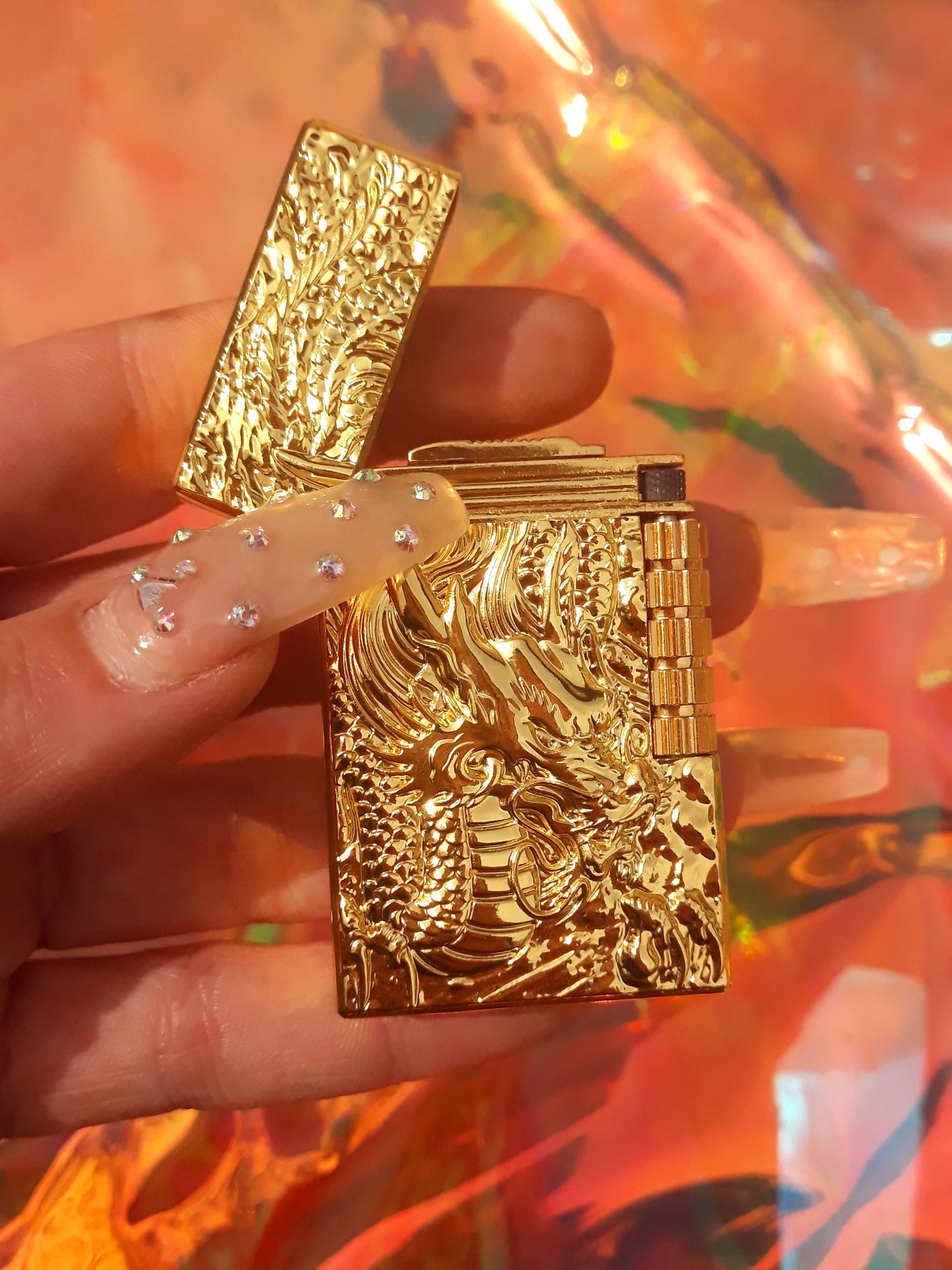 Windproof dragon golden lighter for stoner men